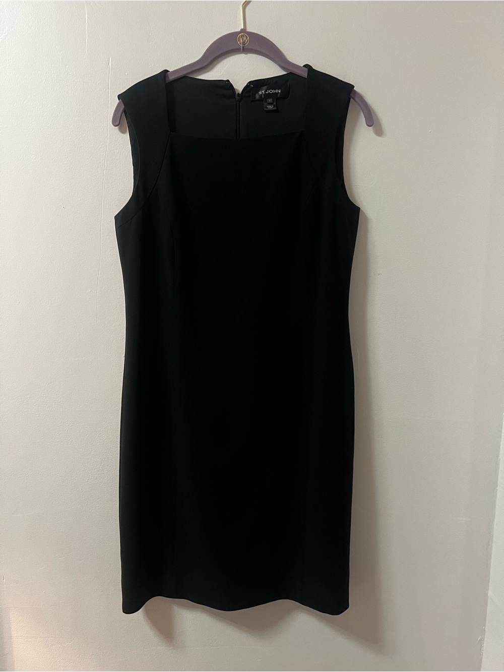 St. John Black Sleeveless Sheath Dress Size 6